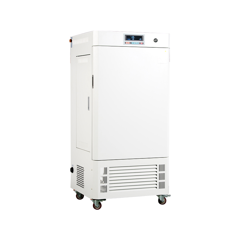 Функция низкого уровня шума. Хорошая герметичность. Инкубатор с подсветкой.